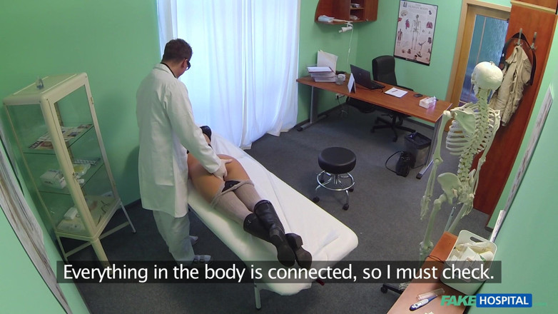 Fake Hospital: Sahte hastane - sahte hastane doktoru çarpıcı bir esmerin mide ekşimesi için...