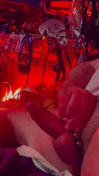 ThePigMaster: Edging k explozi