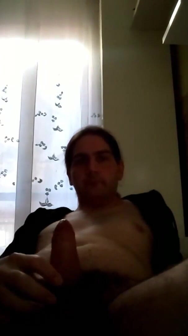 Curiossone2: I play with my cock