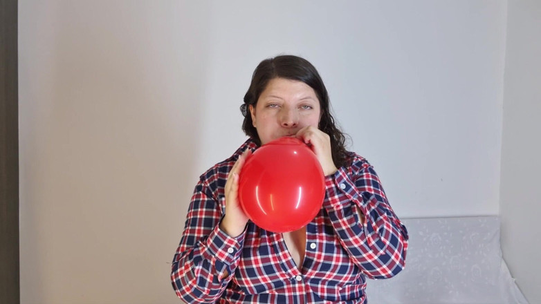 Alice H: Buttcrack Popping Balloons