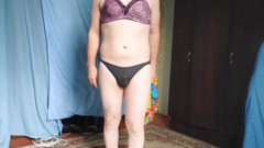 Kitty_Cross: Hermosa chica trans con sombra de ojos brillantes en el...