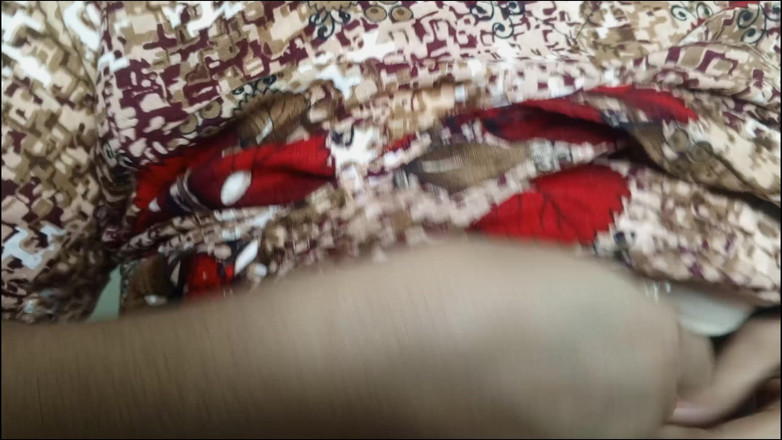 Nadiyabd: Lisování mléka skutečného manželského páru, domácí indický sex Desi manželky