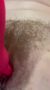 Nejlepší zvuk na světě! Z nejlepšího páchnoucího místa na světě, když stříkám a queef jako motherfucker! Haha