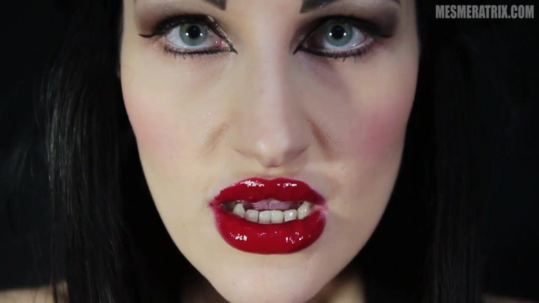 Lady Mesmeratrix Official: Succubus se întoarce...