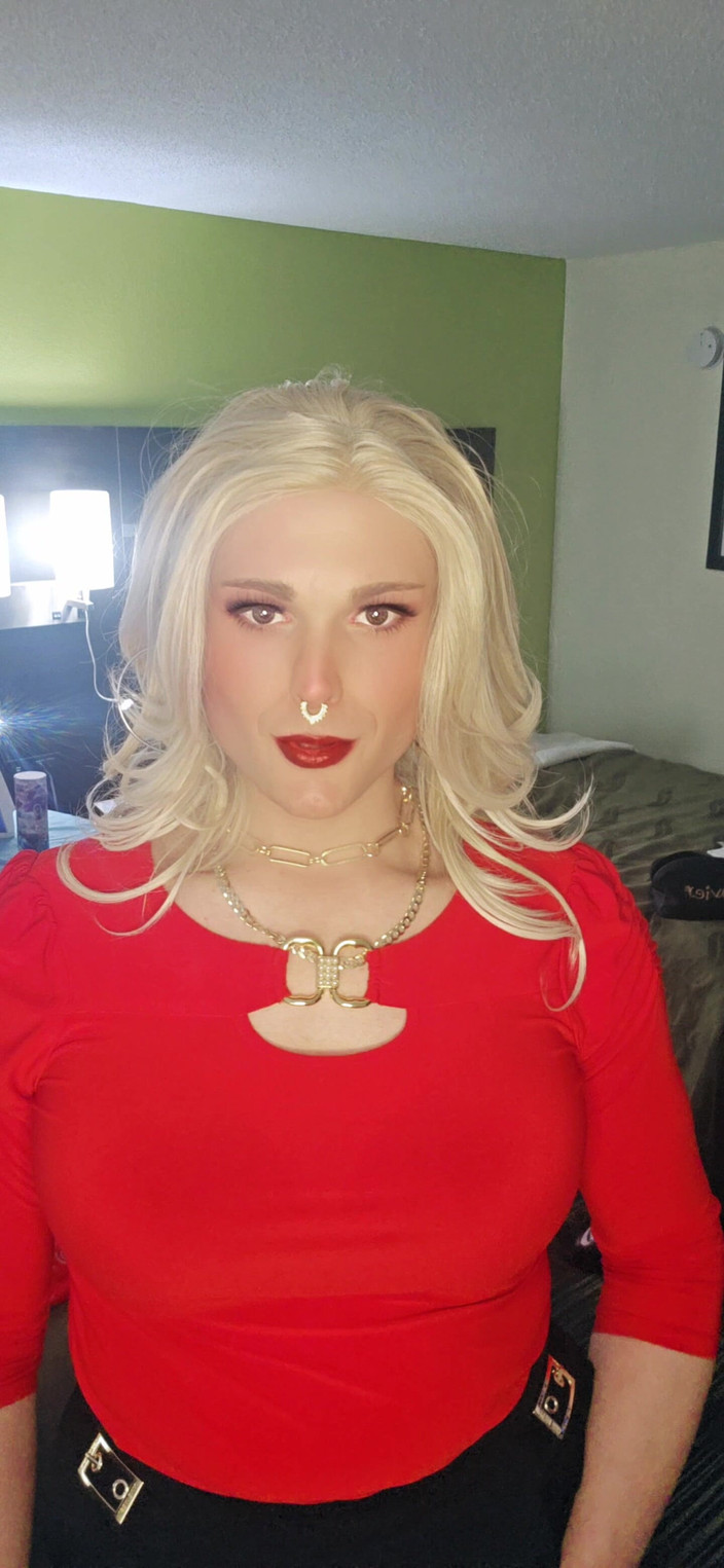 Darkfetish2k: Kylie Rey (shemale) Ona jest zła Ona jest najgorętsze Palenie Fetysza