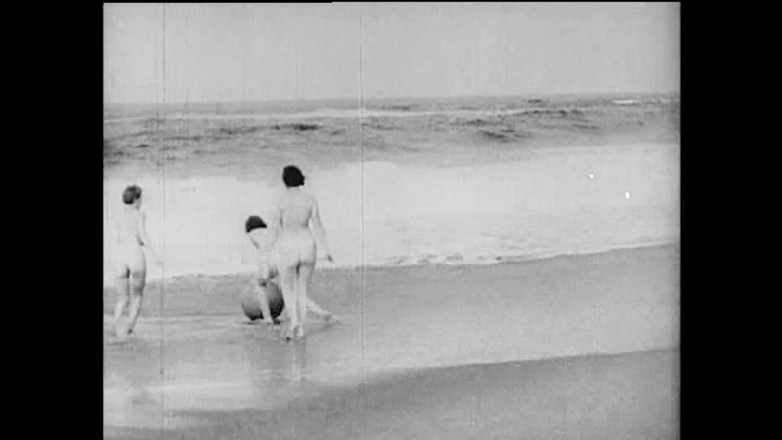 Vintage Erotic Archive: Nudist Recruiting
