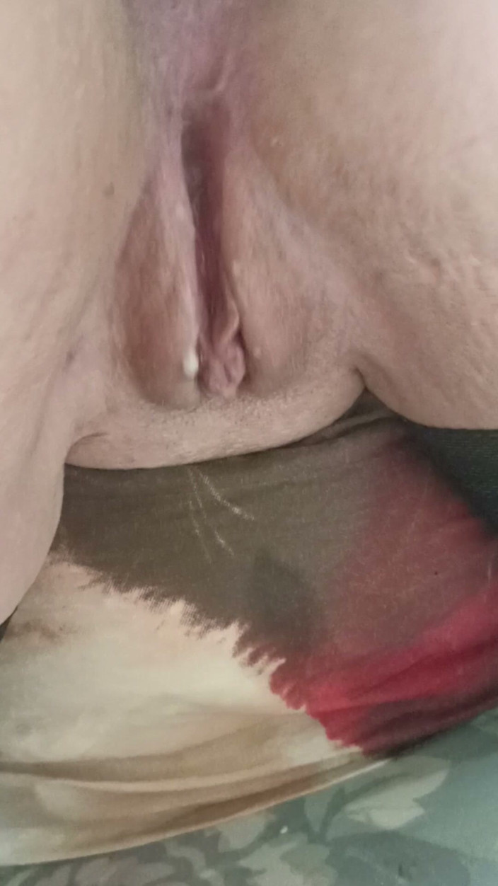Jadelareine: Jade Gets Her Ass Fucked