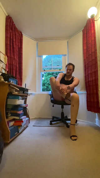 Ava Maxwell: ISTRUZIONI per in calze beige (Versione corta)