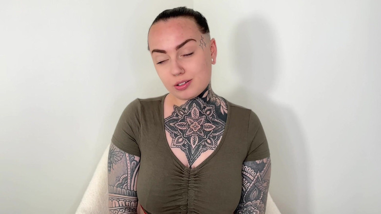 Miss Valentina: Adik tiri Joi 2