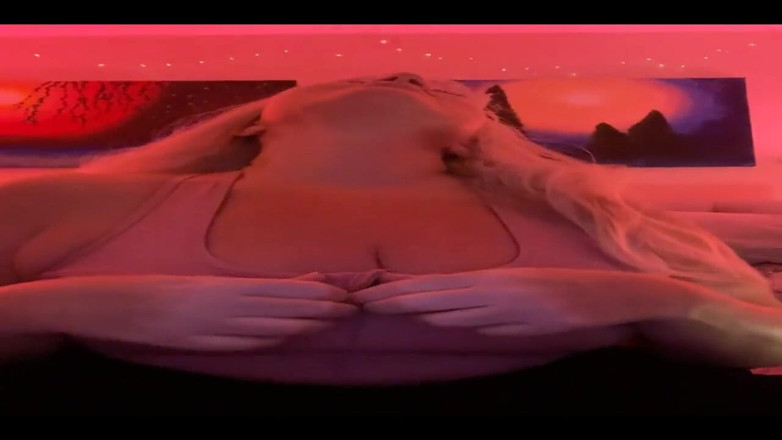 PaintedRose Taboo Femdom Fetish MILF: Klitoris plop drop