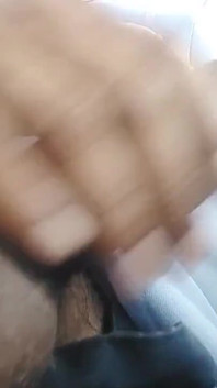 Anuradha Ki Kereta Mai Berkongkek