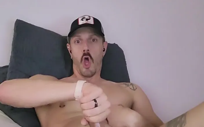 KingB8er: Stroking Away My Saturday