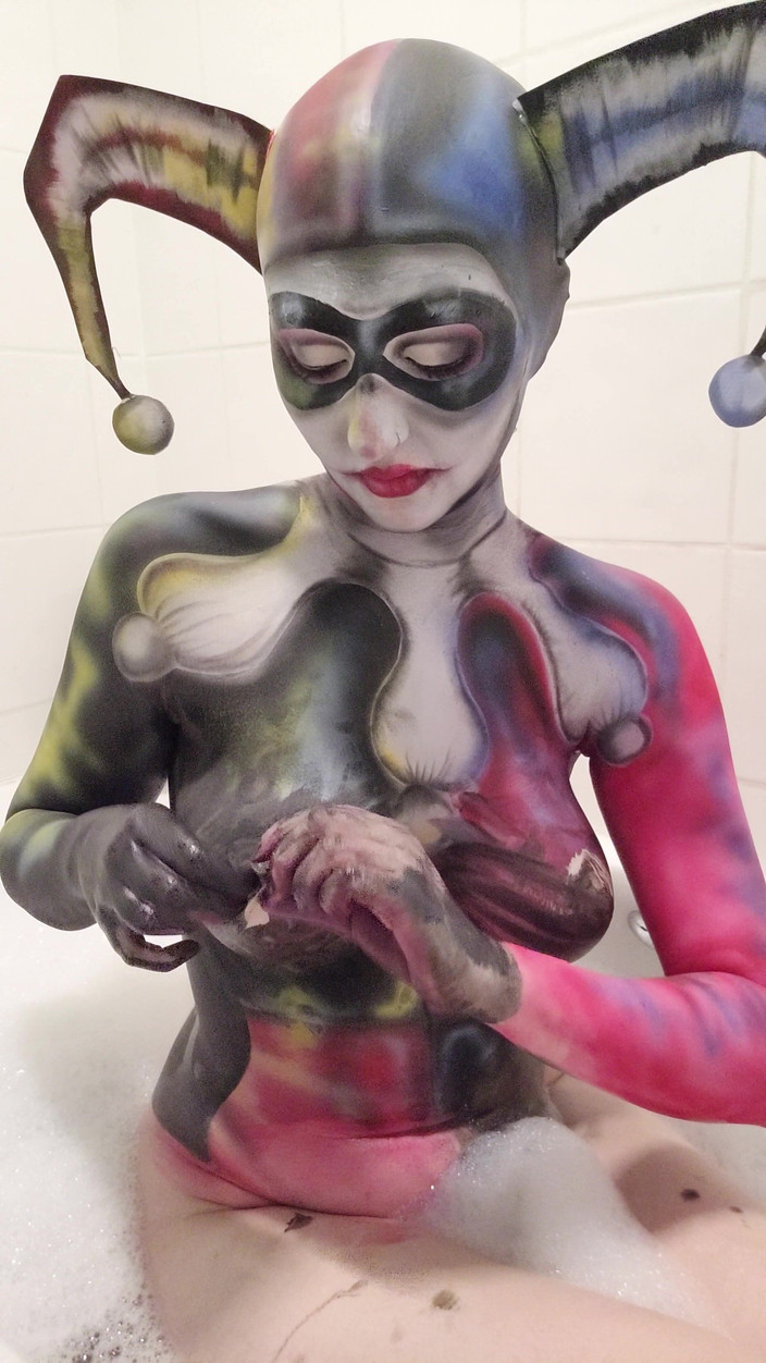 Em Yang: Cosplay harlequin odstranění barvy na tělo a uchycení koz