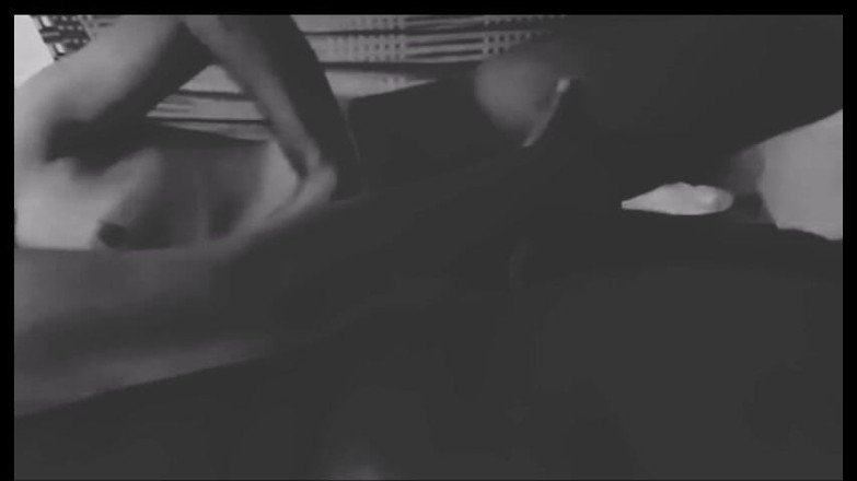 Rishi: Üvey erkek kardeş, üvey kız kardeş bana çok seksi sikiştiğinizi söyledi