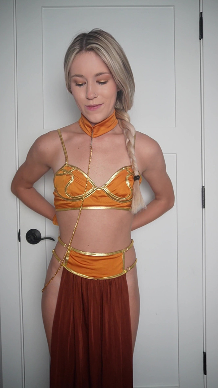 Keeks3005: Prințesa Leia striptease
