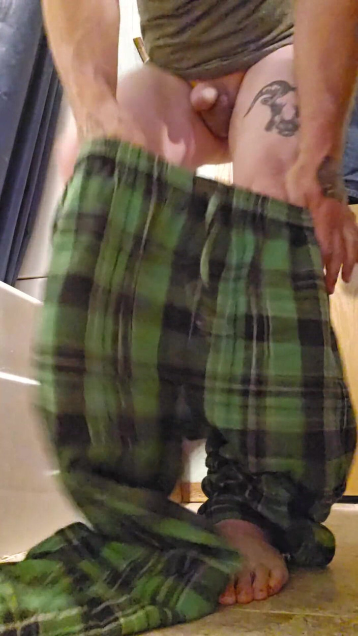 Mac Hammer: Пляшка, веселощі траху!