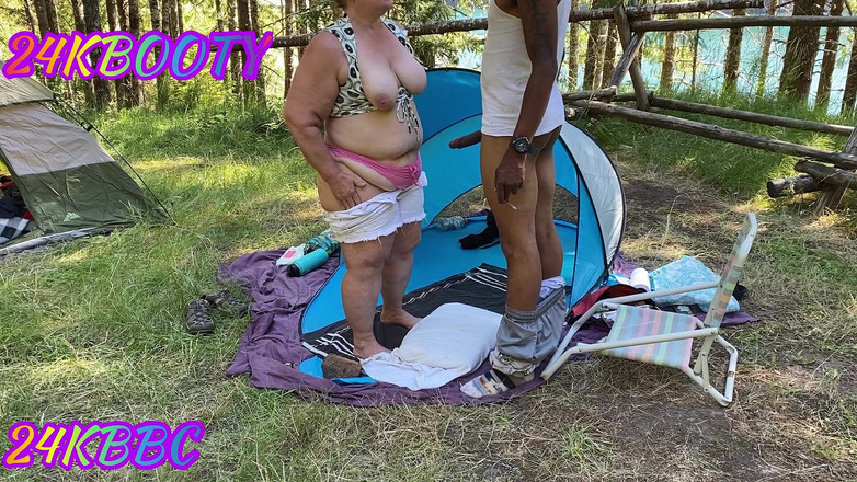 24KBBC: Šel na pornokační útěk s 24kbooty