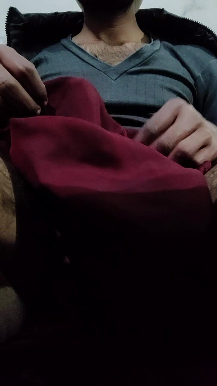 Satin And Silky: Paja de seda satinada porno - frotar la cabeza de polla...