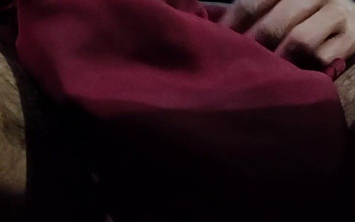 Satin And Silky: Porno ngocok kontol suut satin dengan kain sutera maroon satin (49)