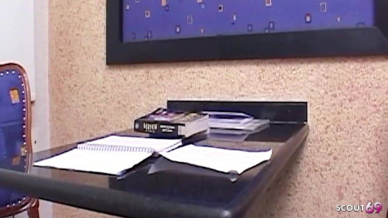 Shemale TS Collection: Ladyboy blonde seksi bertetek besar dikongkek dubur panas