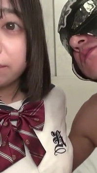 G-cup vypadá jako kráska - Uniform Hotel Date se promění v intimní