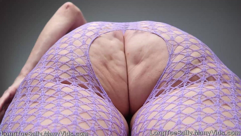 Long Toe Sally Big Buns: Може скоротити скло