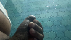 Rabba: Verificando meu pau e comecei a se masturbar