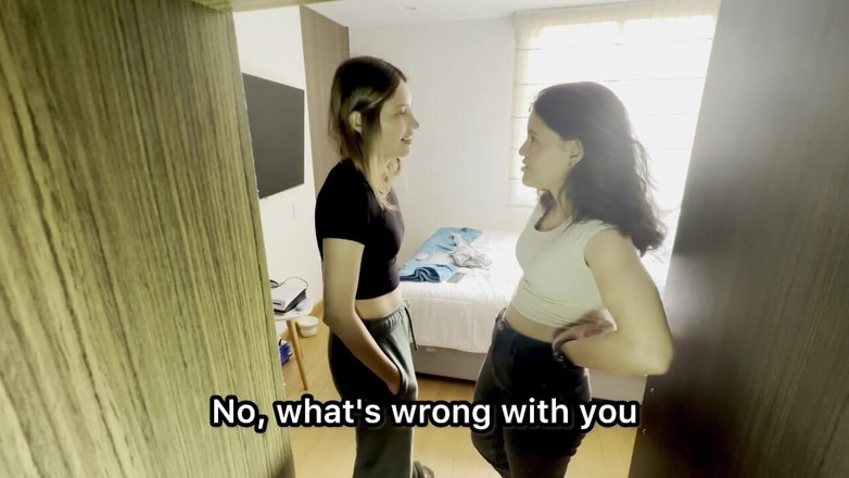 scarlettandc: 2人のホットで無邪気な女性が激しくセックス