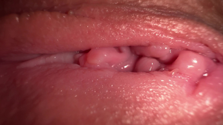 Mia Foster: Hot Close up Pussy Masturbation, Real Teen Orgasm