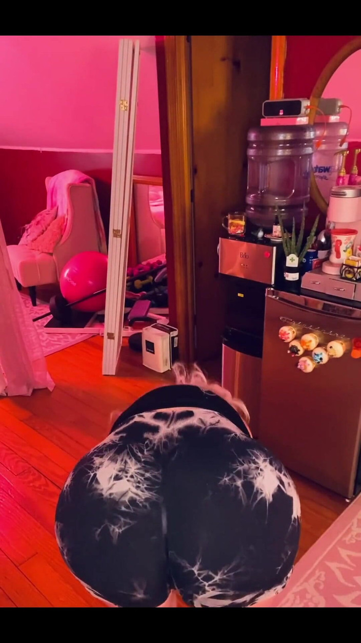 PaintedRose: Sexy sladké hloupé protahování Vsadím se, že víš Jeden z důvodů,...