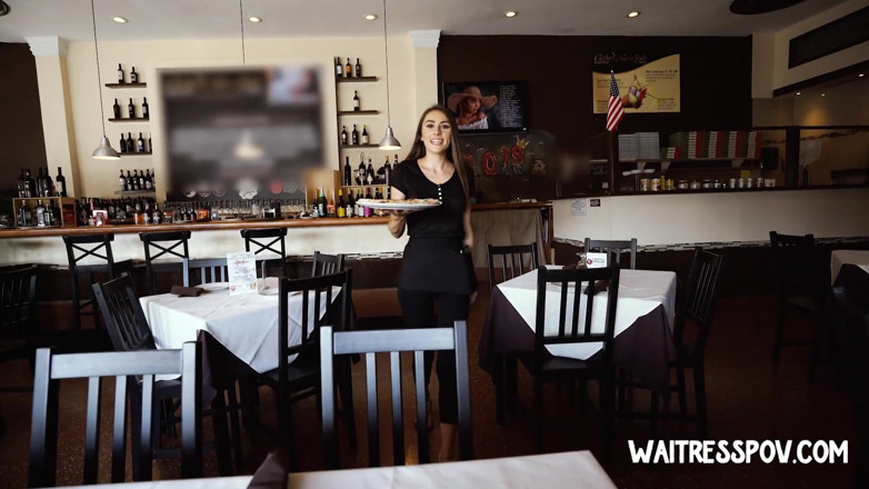 Waitress POV: Sudut pandangan pertama pelayan - Kitty Carrera - menunggu berhenti, mula berkongkek