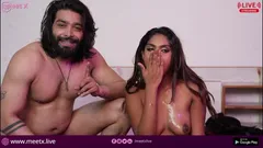 Het dusky girl fitta slickar av hård sexig pojke för hardcore sex