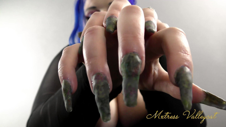 Mxtress Valleycat: Chiodo corona floreale scheletro