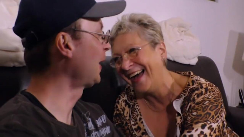 Deutschland porn: Scopa mia nonna # 02 - film completo