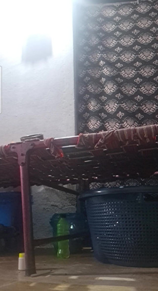 Jayaselvi: Tante Tamil fingering dan kencingnya lewat