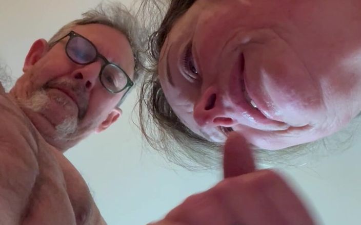 Bonewizzard69: Bonemaiden suka dientot di tenggorokan sampai dicrot sperma