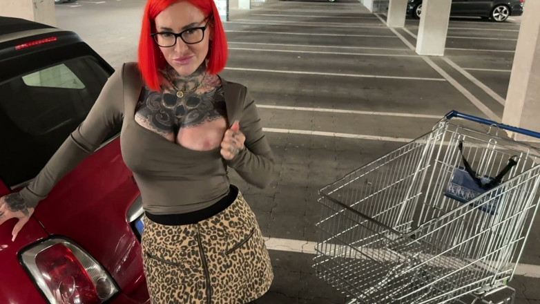 NaughtyHornydude74: Zorra De Alfombra Recogida En La Tienda De Muebles: Ao...