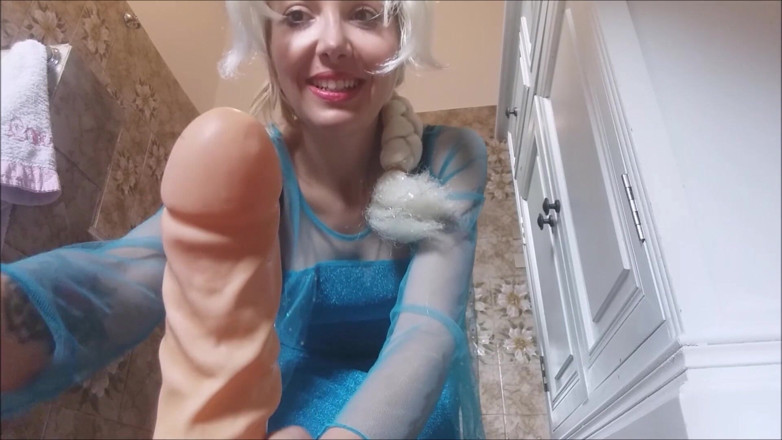 savannahamatoriale: Elsa Will Eat You!