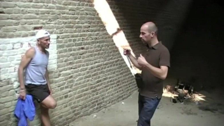 Jess Royan XXX: Ce garçon a détruit un trou par ma bite XXL...
