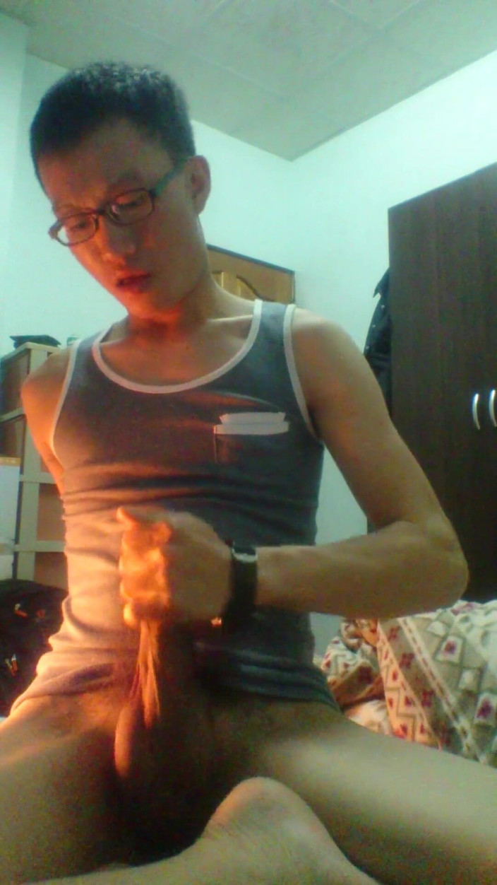 Gaysian fun: Sega e sborrata al college