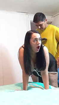 My Stepmother Is Doing Things and I Record Her Ass While I Put My Cock in Her - Unexpected Sex