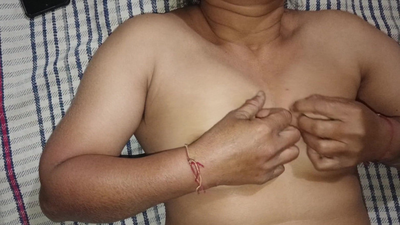 MHM: "Isteri sebenar mengusik dirinya &amp; memerah buah dadanya - ghairah perlahan"