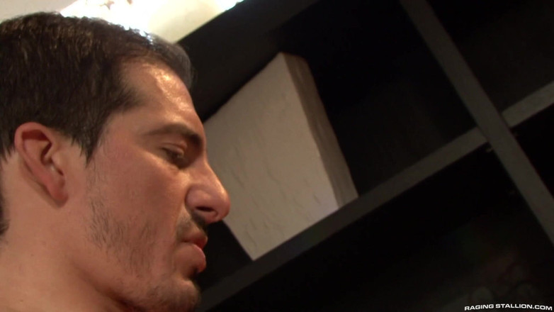Raging Stallion: Caliente