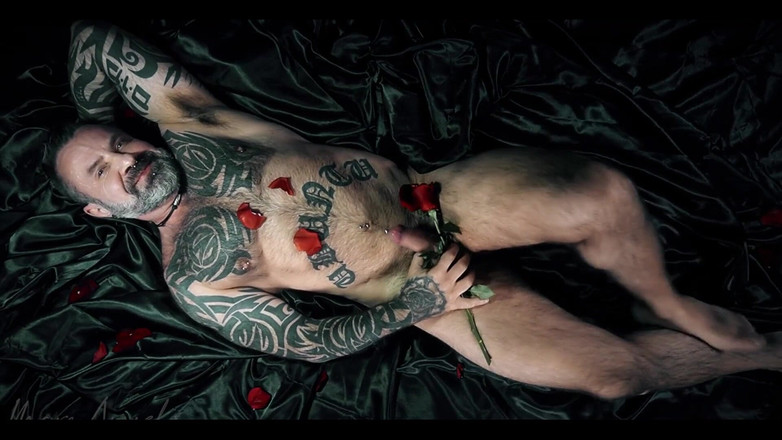 Marc Angelo: 愚蠢的丘比特！给了我一个很长的高潮想法