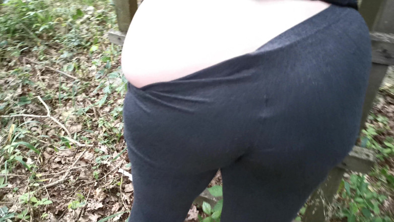 Bouncy Tits Action: Ass spanking outdoor in spandex