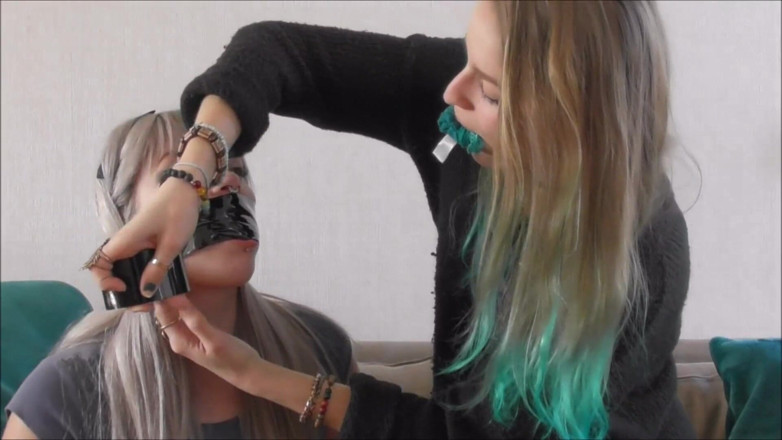 Restricting Ropes: Luna &amp;violet - würgenspaß