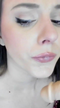 Rozpouštění mysli vaší nevlastní sestry fantazie dp