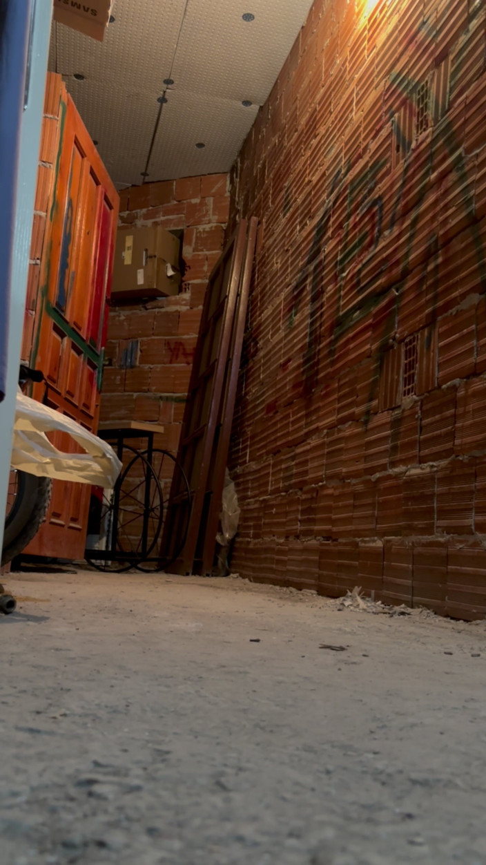 cd_aysemmm: Ich begrüßte den pizzaboy ohne bh