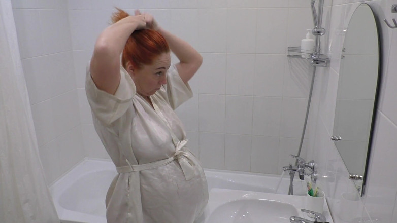 LoveHomePorn: Bị bắt gặp trên video, mẹ kế mang thai trở...