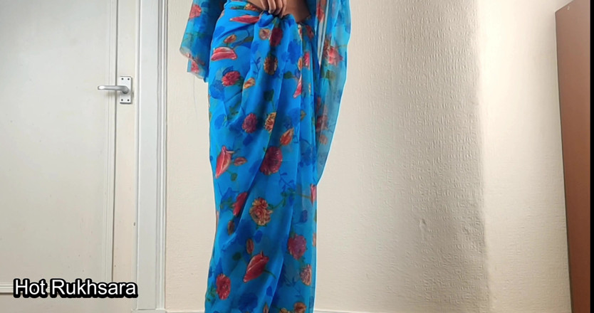 hot_rukhsara: Indická bhabhi tvrdě šuká s mladým devar hindským zvukem